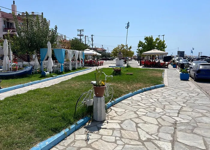 Metaxenia's 102 * ネア・スキオニ
